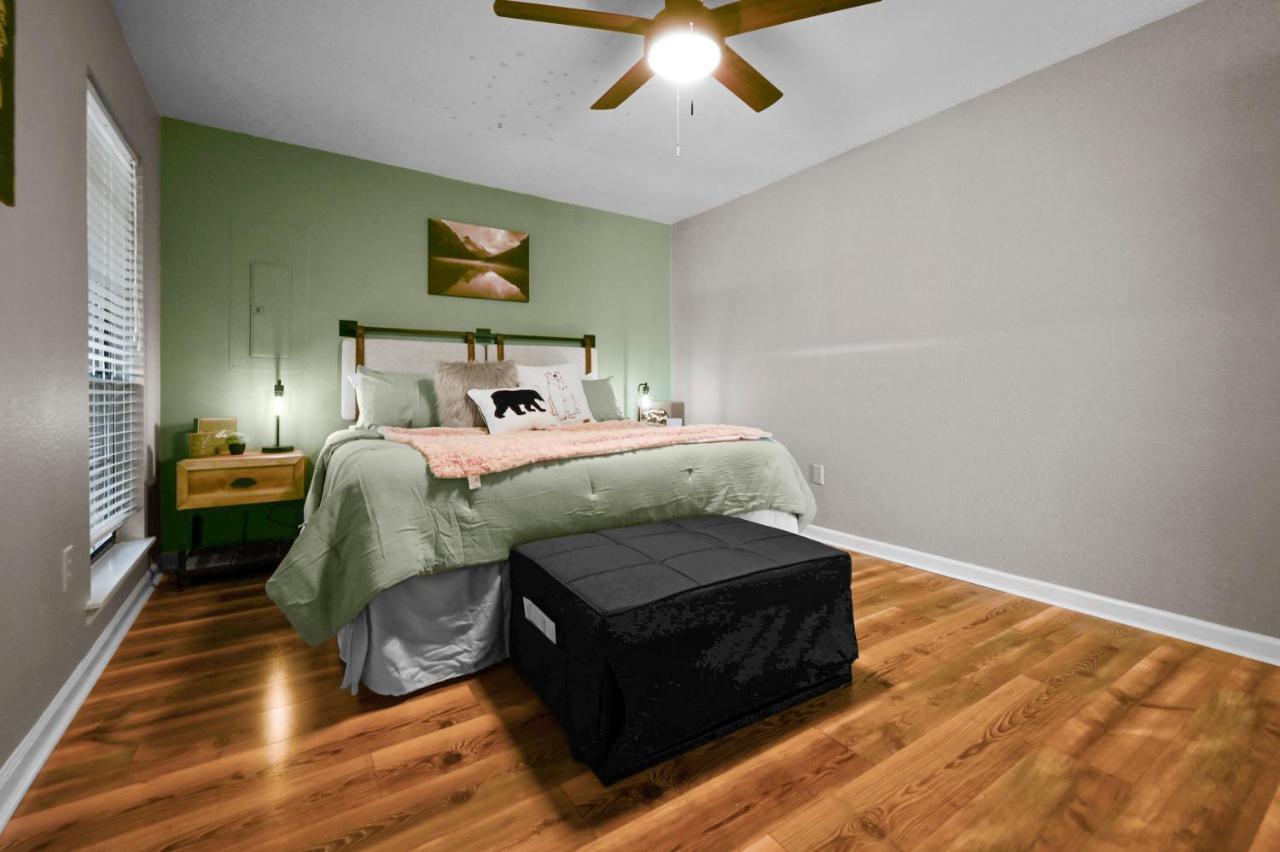 Private Mountain Cabin, Hot Tub Escape In The Smokies, With The View Sevierville Eksteriør bilde