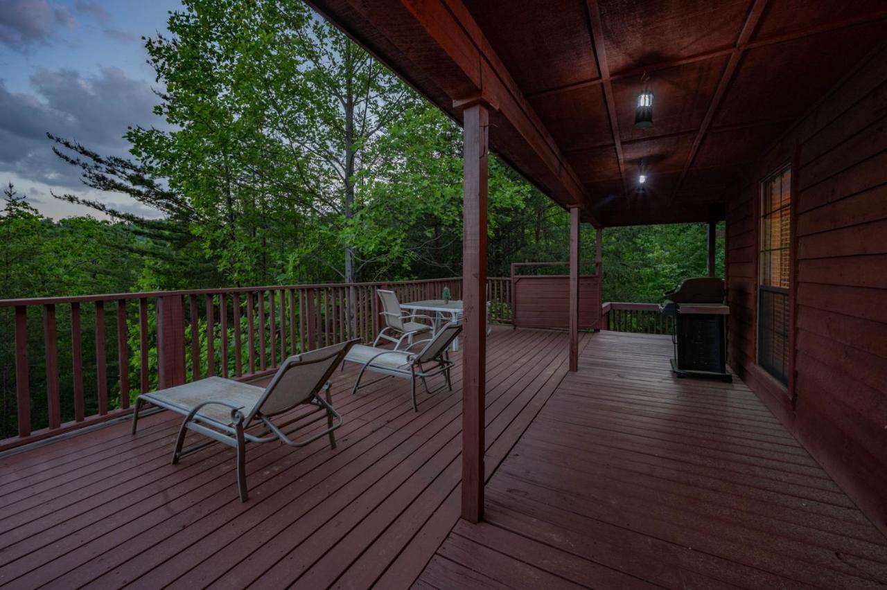 Private Mountain Cabin, Hot Tub Escape In The Smokies, With The View Sevierville Eksteriør bilde